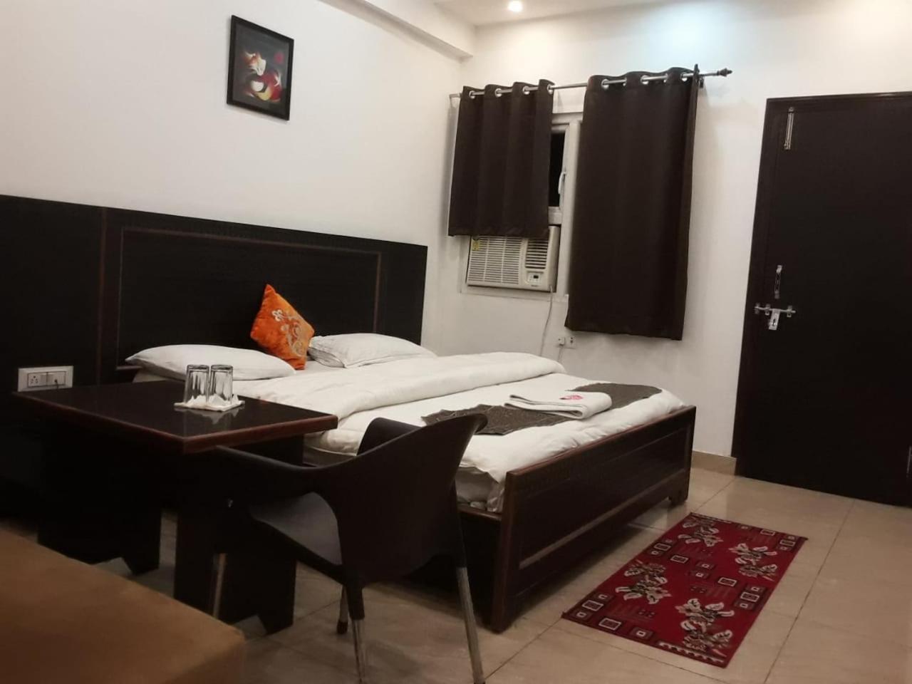 Hotel Rajshree Tanakpur Exterior photo