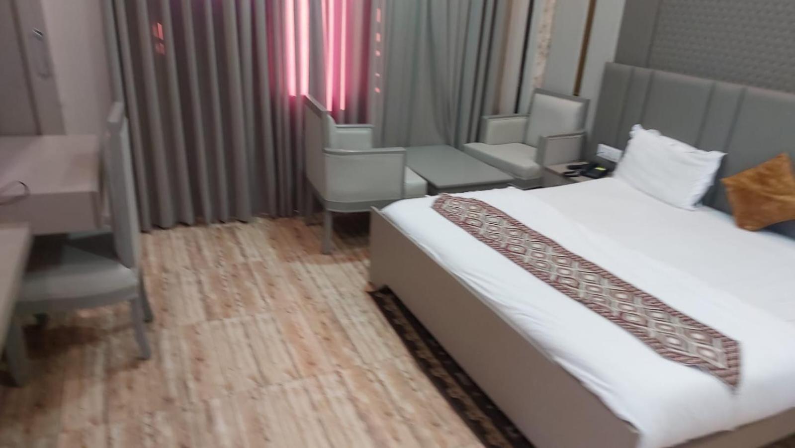 Hotel Rajshree Tanakpur Exterior photo